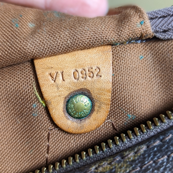 Louis Vuitton Speedy 30 Canvas Monogram Hand Bag - Picture 7 of 11